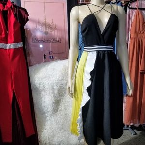 Pleated skirt with ruffle front